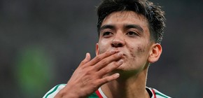 imagen-67 Gilberto Mora: El joven talento mexicano que fascina y se prepara para enfrentar a Inglaterra