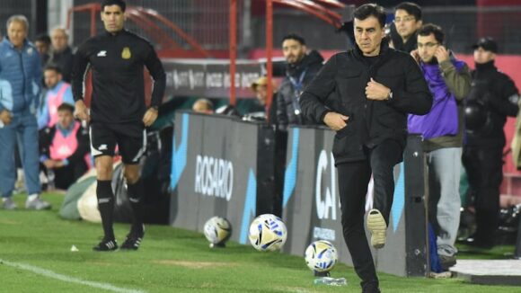 imagen-154 Independiente destituye a Gustavo Quinteros tras abultada derrota en la Copa Argentina