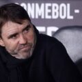 Coudet se reúne con su plantel tras la derrota de River frente a Central