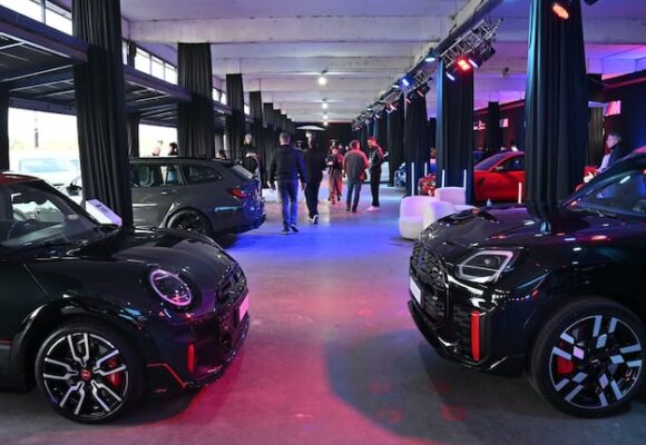 imagen-335 Mini presenta nuevos modelos John Cooper Works en Argentina: especificaciones y precios