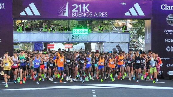 Las principales organizaciones de carreras en Argentina penalizarán a los corredores sin dorsal