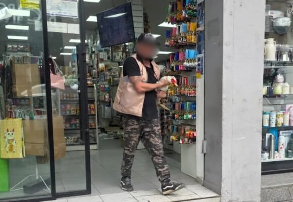 imagen-143 Rescate de animales en un bazar de Quilmes tras denuncias de ruidos molestos
