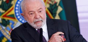 imagen-190 Lula da Silva incrementa ayudas sociales en plena campaña electoral, lo que genera preocupación en el mercado