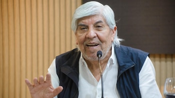 imagen-196 Hugo Moyano firma un nuevo acuerdo salarial que se aplicará por seis meses