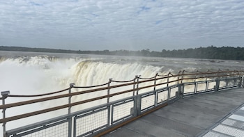 imagen-101 Cierre de los circuitos en las Cataratas del Iguazú debido a la creciente del río