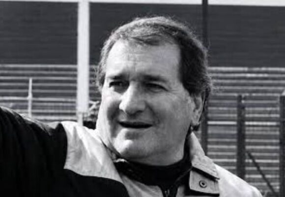 imagen-106 Fallecimiento de Carlos Boledi, icónica voz del estadio de Sarmiento