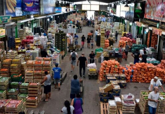 imagen-123 Aniversario 42 del Mercado Central: Reflexiones sobre su evolución y desafíos actuales
