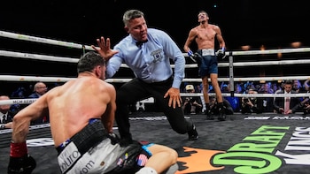 imagen-155 Sebastian Fundora Retiene Su Título Mundial con un Nocaut Espectacular en el Último Segundo