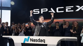 El aumento del 10% en acciones de SpaceX y las proyecciones de los analistas