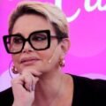 Carmen Barbieri se descompensó en la vía pública, generando inquietud por su salud