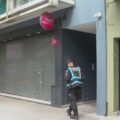 C pareja del uruguayo asesinado en Palermo se presenta en fiscalía con protección policial