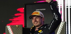 imagen-93 Verstappen conquista Singapur y Antonelli se acerca al título de la F1